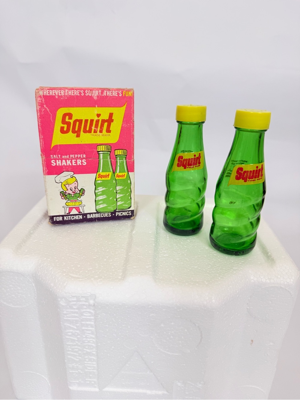 Vintage Squirt Soda Salt & Pepper Shakers Glass With Plastic Top Damaged Box